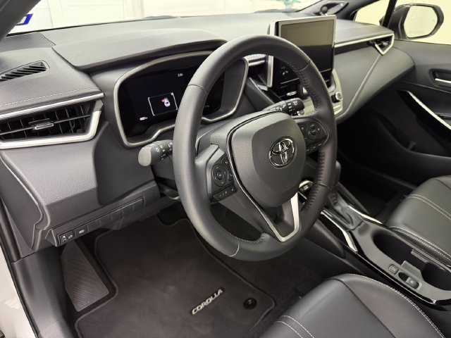 Used 2026 Toyota Corolla XSE FWD image 8