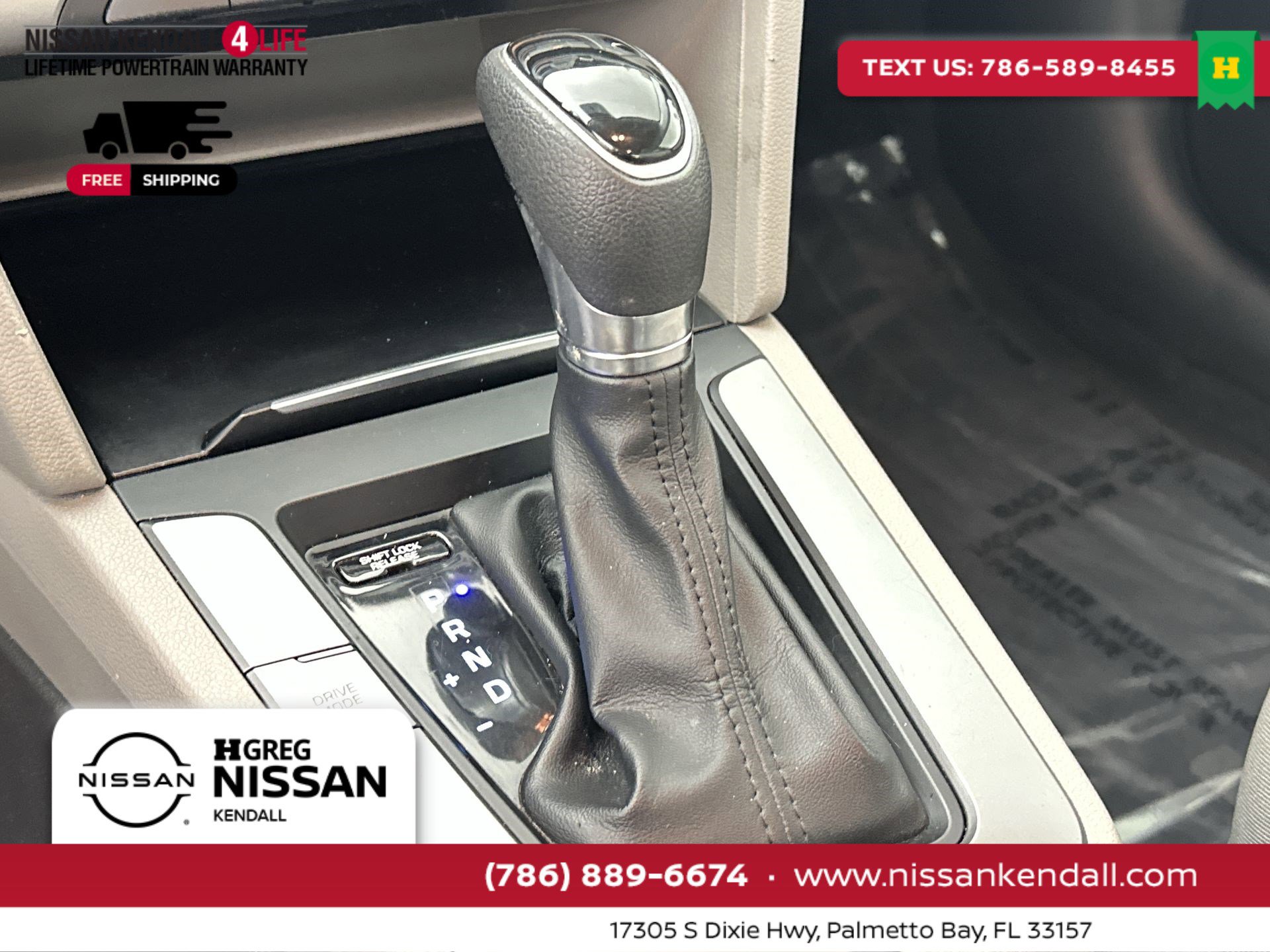 Used 2017 Hyundai Elantra SE image 24