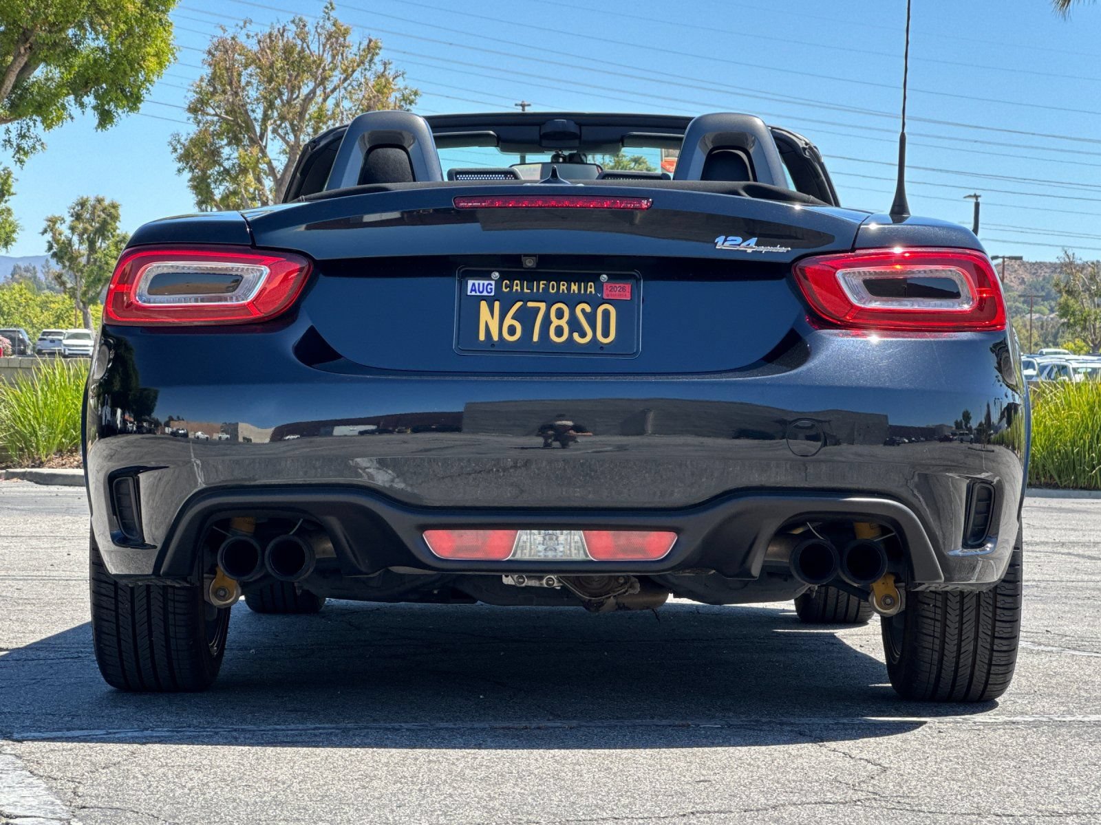 Used 2018 FIAT 124 Spider Abarth w/ Navigation & Sound Group RWD image 5