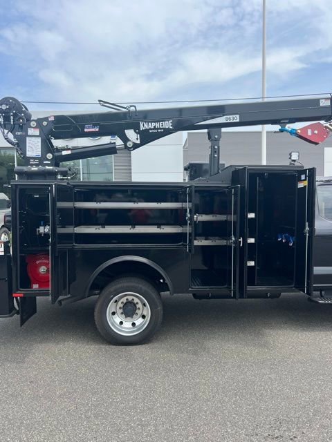 New 2026 Ford F550 4x4 Supercab Super Duty w/ XLT Value Package image 21