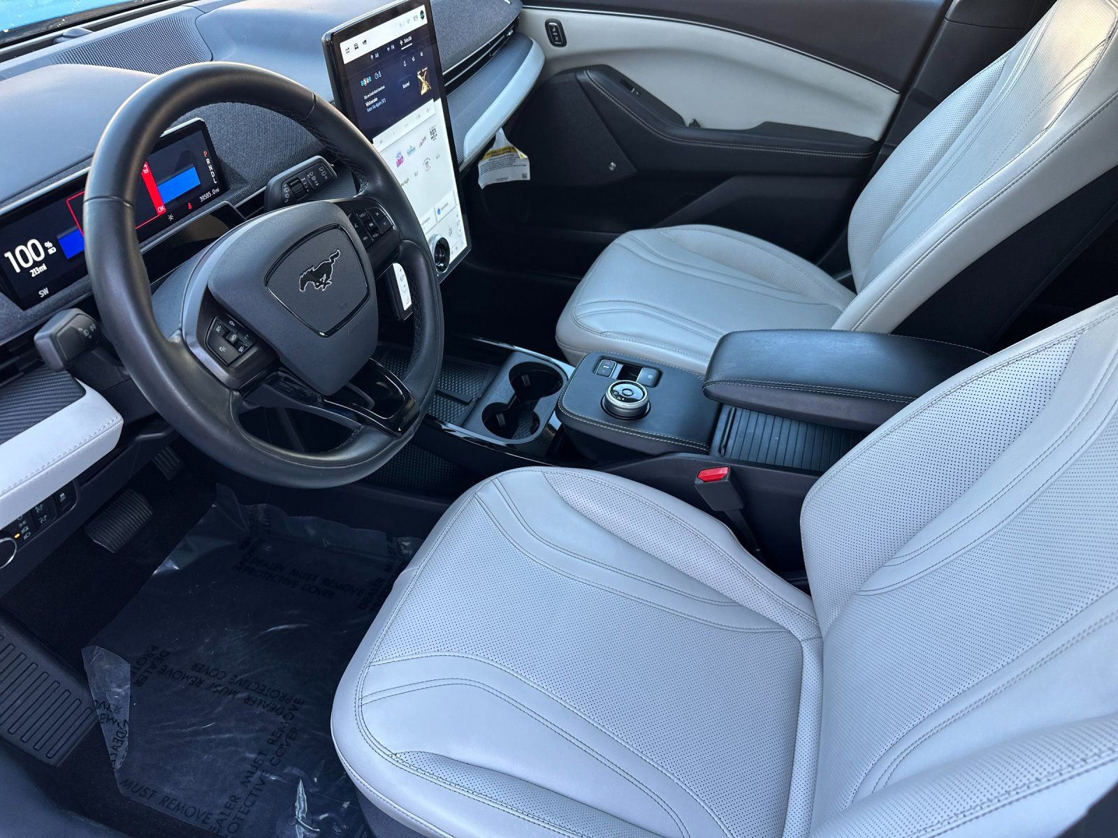 Used 2023 Ford Mustang Mach-E Premium image 11