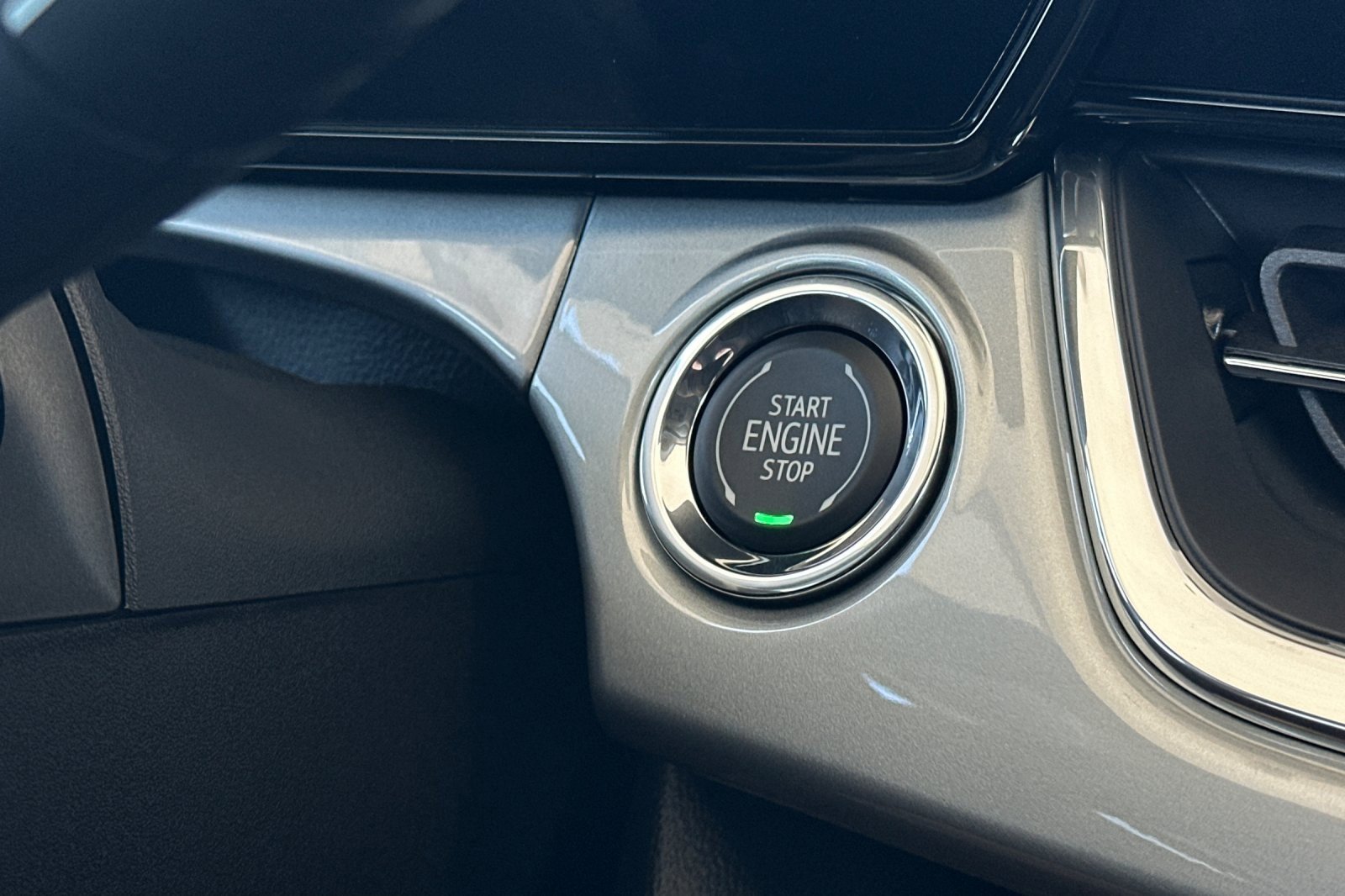 New 2025 Chevrolet Trax LT w/ Driver Confidence Package image 22