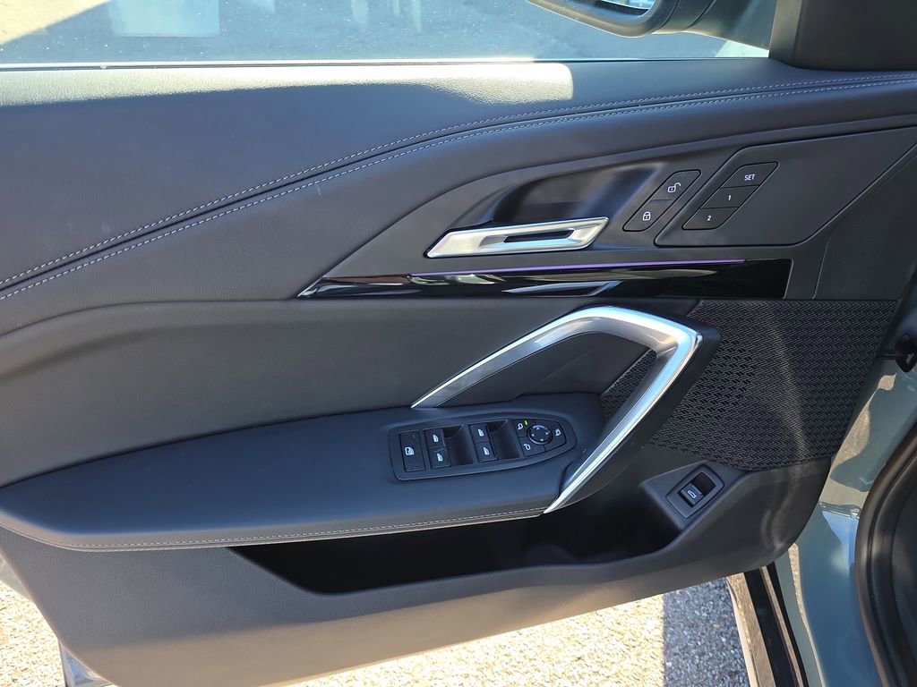 Used 2024 BMW X1 xDrive28i w/ Convenience Package image 19