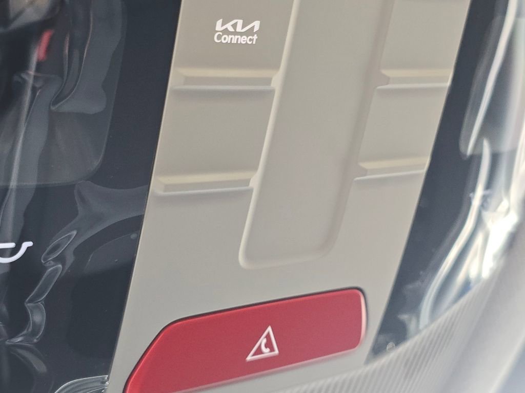 New 2025 Kia K4 LXS image 6
