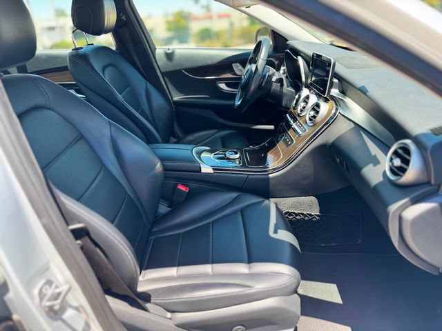 Used 2017 Mercedes-Benz C 300 Sedan image 28