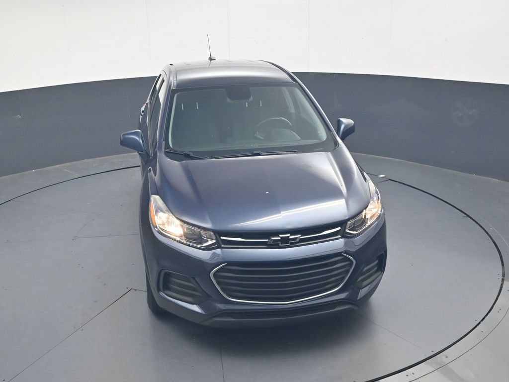 Used 2019 Chevrolet Trax LS w/ Tint and Cruise Package AWD/4WD image 38