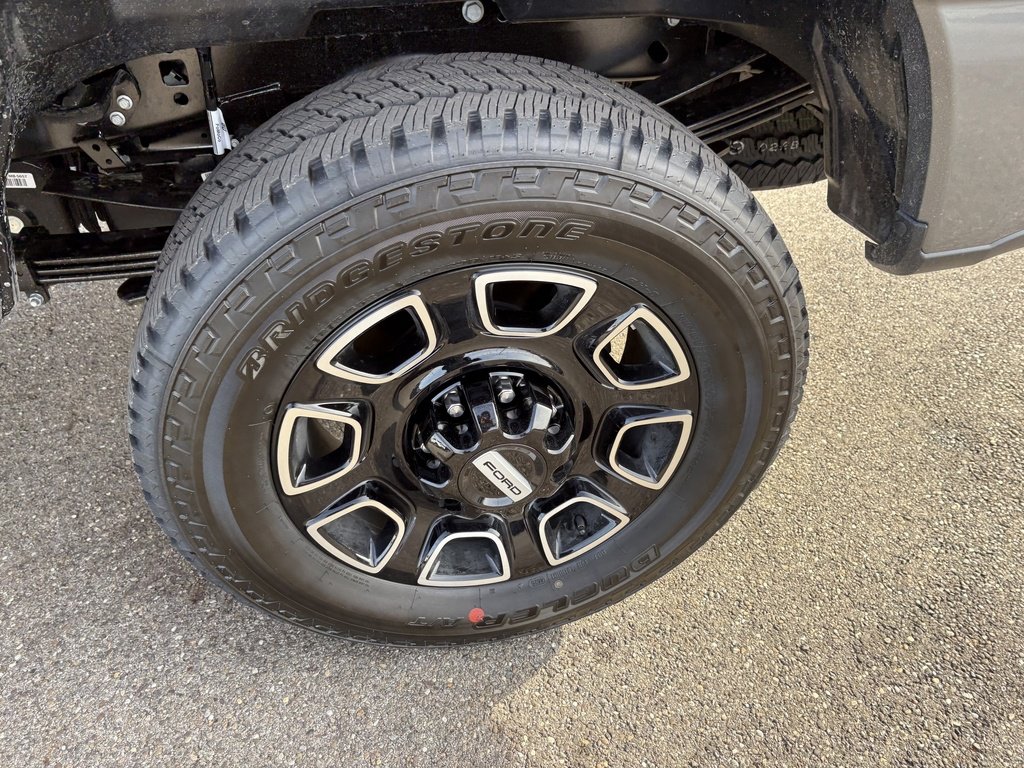 New 2026 Ford F350 Platinum image 13