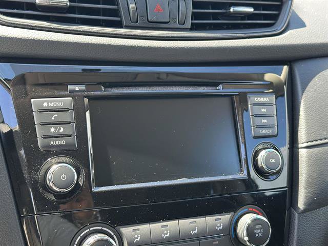 Used 2018 Nissan Rogue S w/ S Value Package AWD/4WD image 19