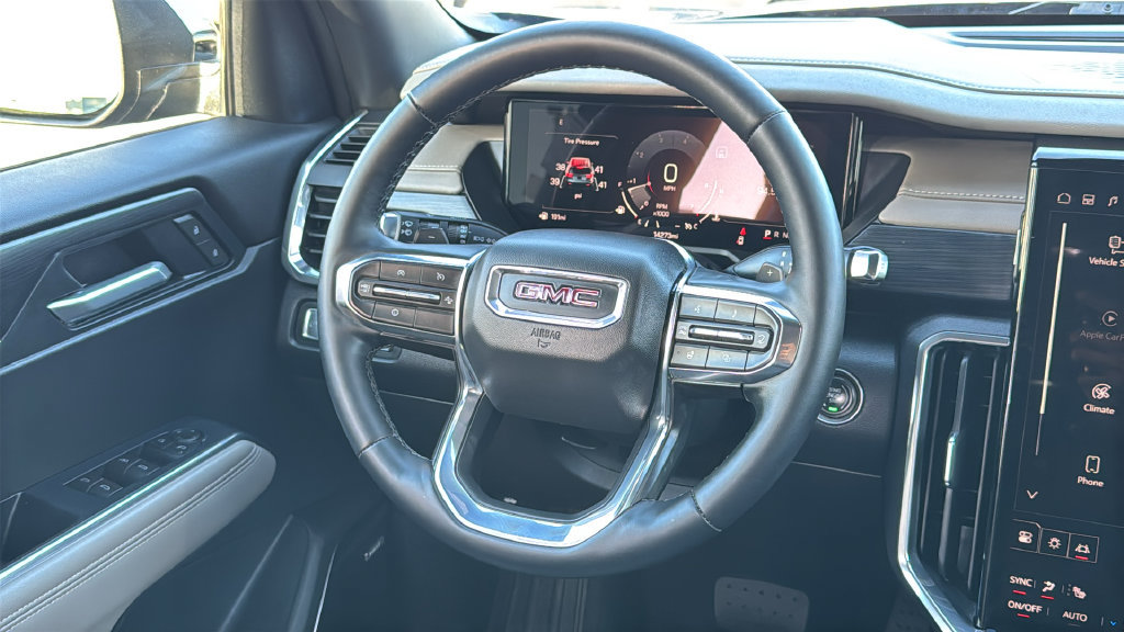 Used 2026 GMC Acadia Elevation FWD image 22
