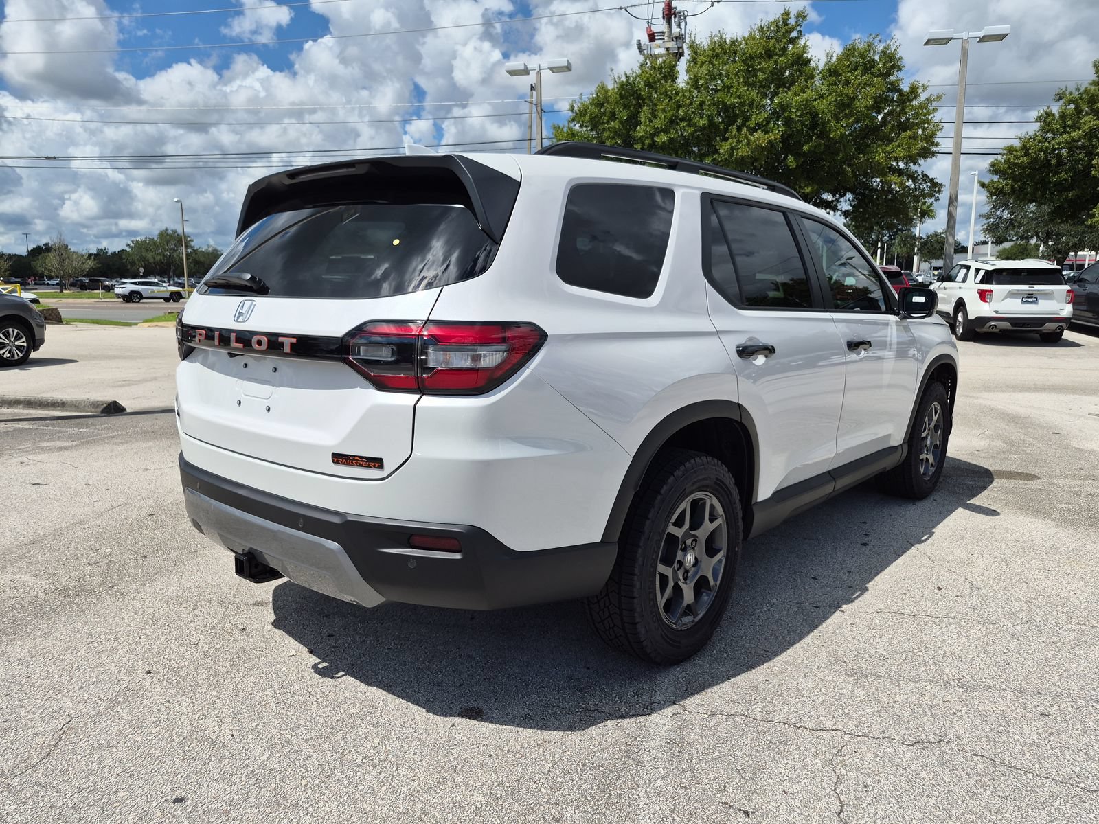 New 2026 Honda Pilot TrailSport image 6