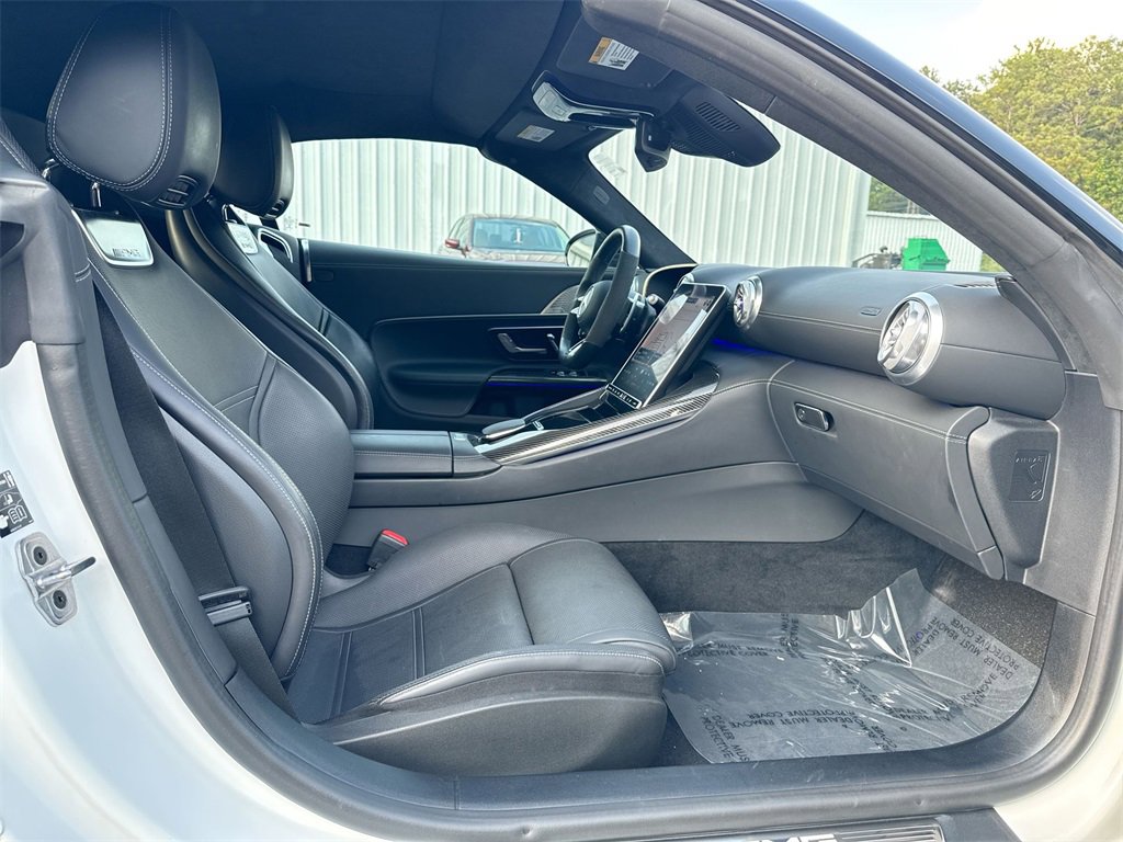 Used 2022 Mercedes-Benz SL 63 AMG 4MATIC image 31