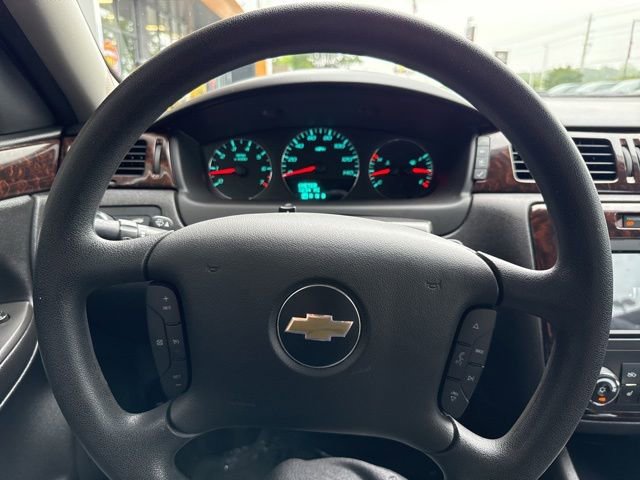 Used 2015 Chevrolet Impala LTZ FWD image 11