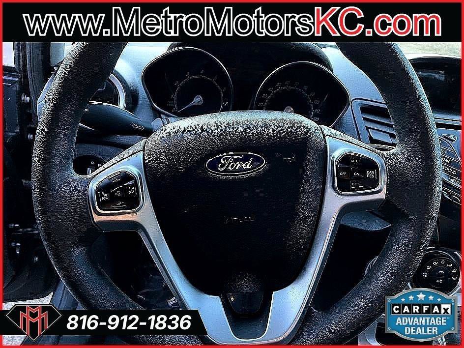Used 2017 Ford Fiesta SE image 23