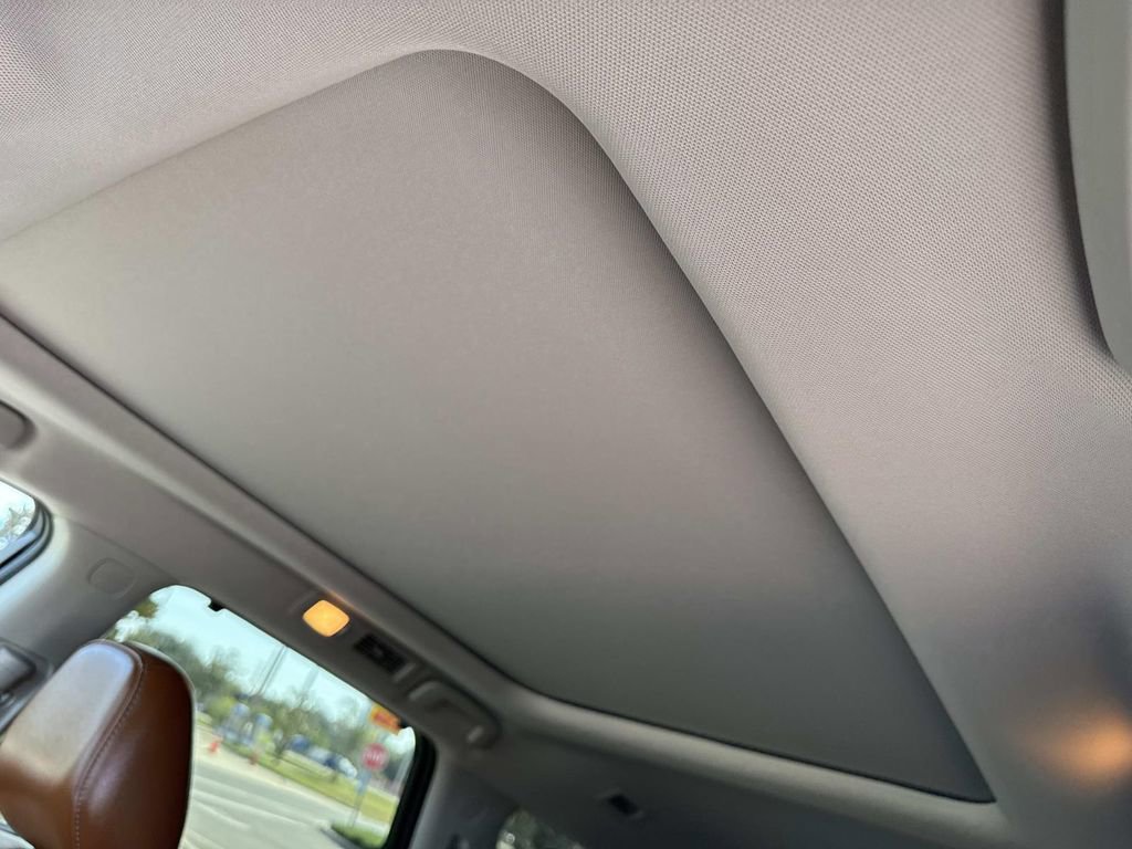 Used 2023 Nissan Pathfinder Platinum w/ Cargo Package image 37