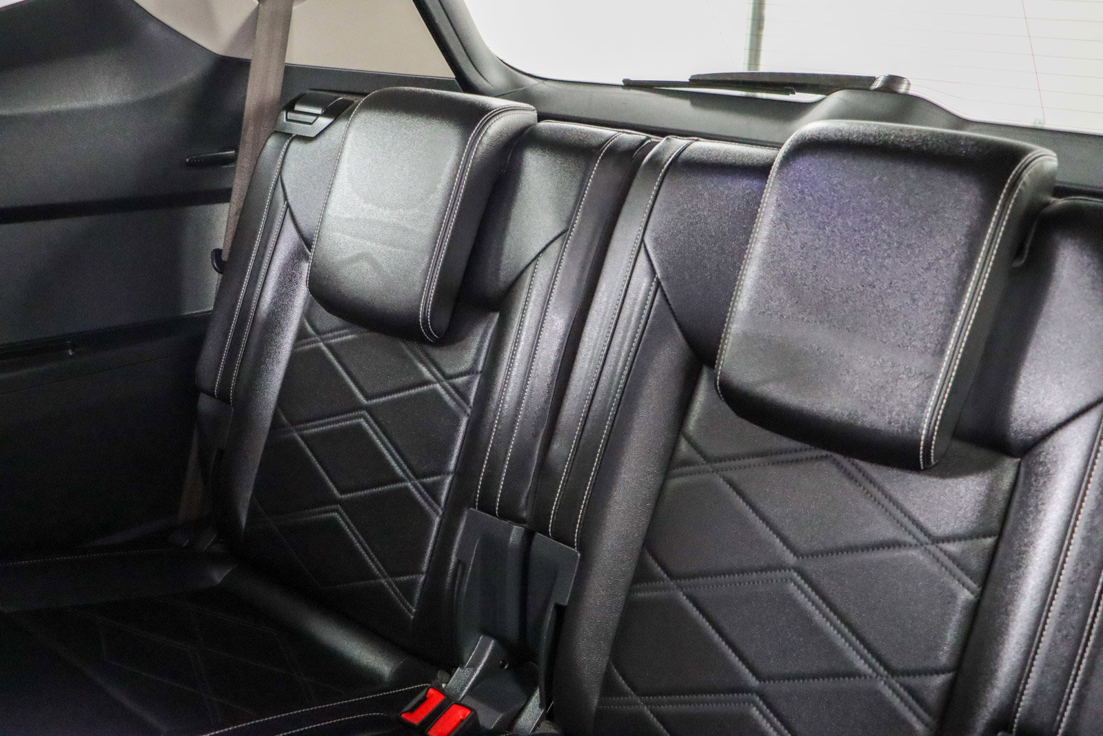 Used 2024 Volkswagen Atlas SE image 25