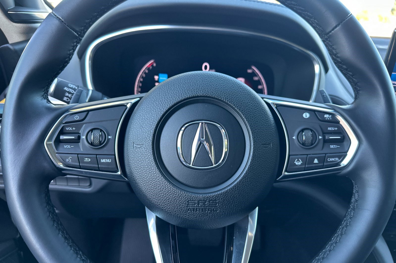 Used 2025 Acura MDX SH-AWD w/ Technology Package image 31