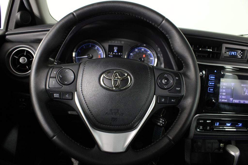 Used 2019 Toyota Corolla SE FWD image 10