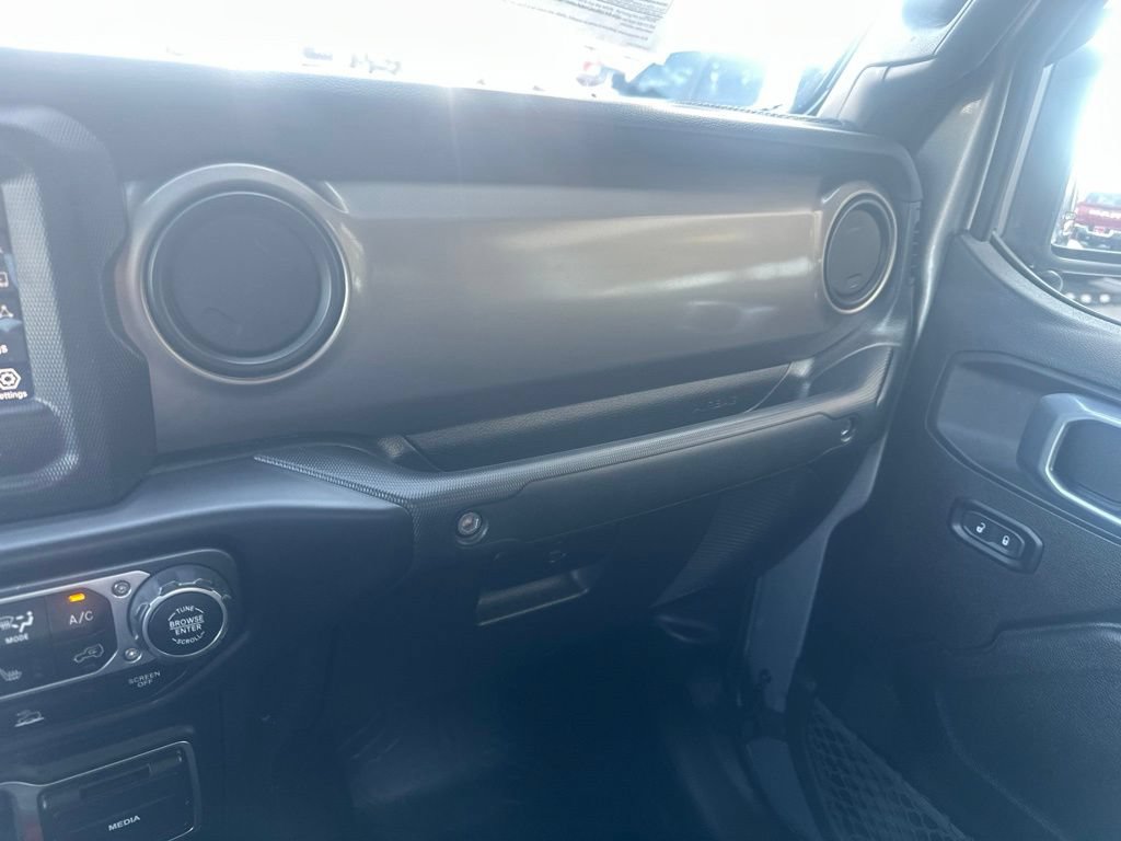 Used 2021 Jeep Gladiator Sport AWD/4WD image 15
