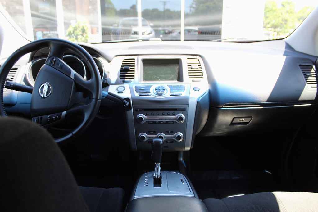 Used 2014 Nissan Murano SV AWD/4WD image 26