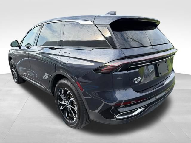 Certified 2024 Lincoln Nautilus Premier AWD/4WD image 6