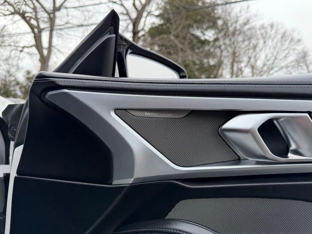 Used 2020 BMW M8 Coupe image 13