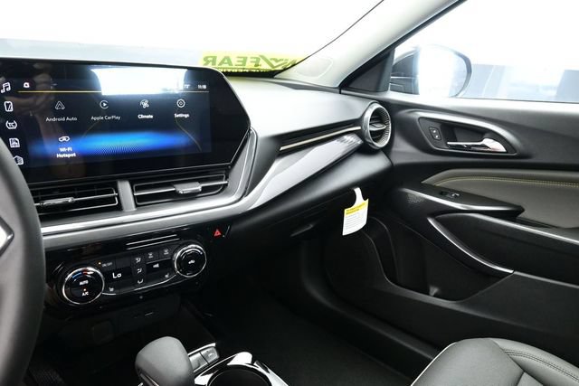 New 2026 Chevrolet Trax ACTIV w/ Driver Confidence Package FWD image 20
