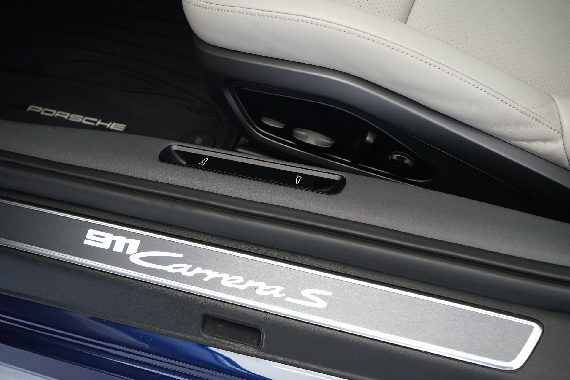 Used 2020 Porsche 911 Carrera S RWD image 28