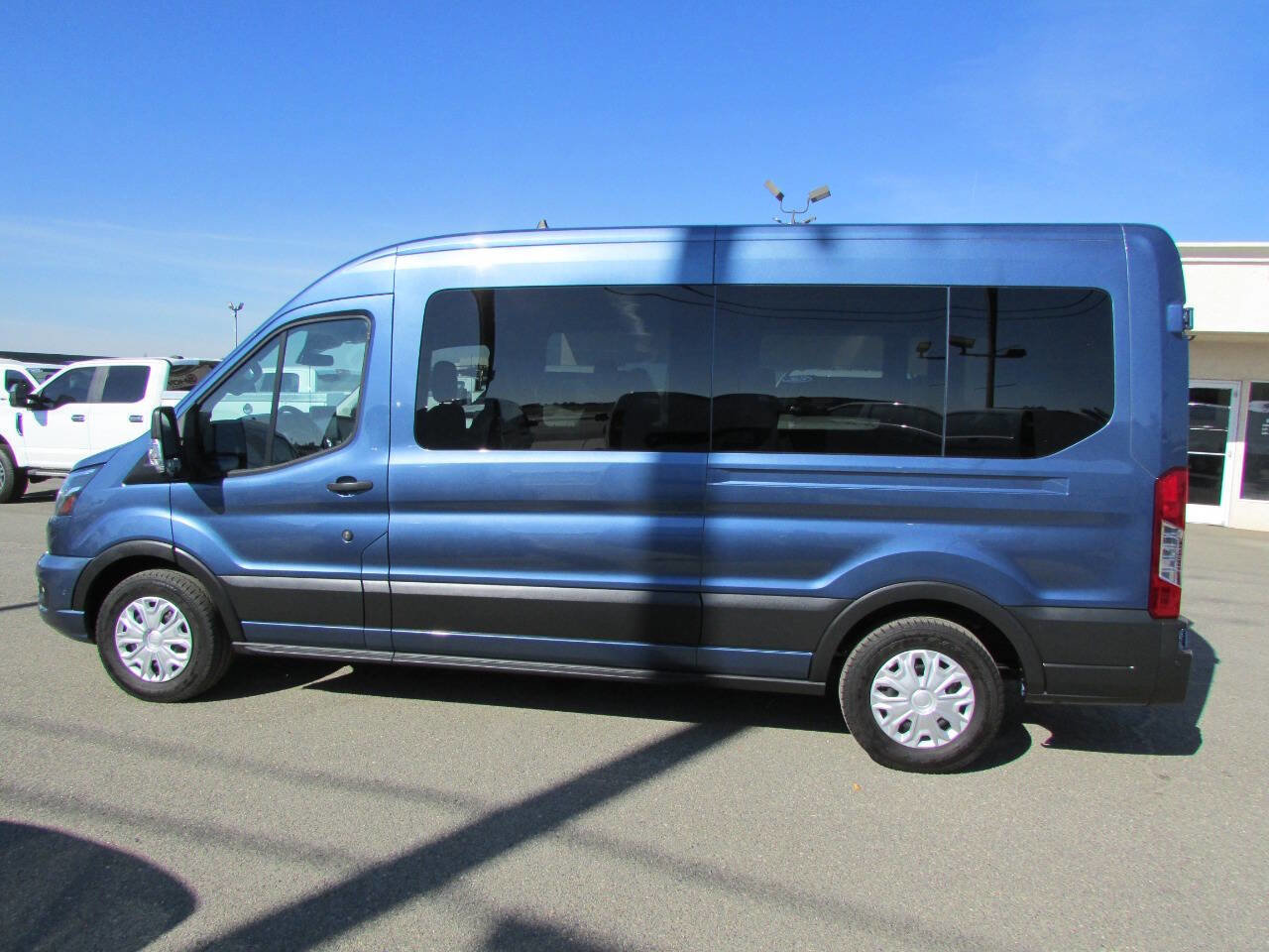 Used 2023 Ford Transit 350 XLT image 10