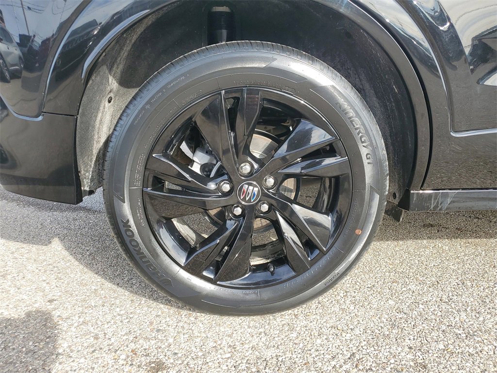 Used 2024 Buick Encore GX Sport Touring image 6