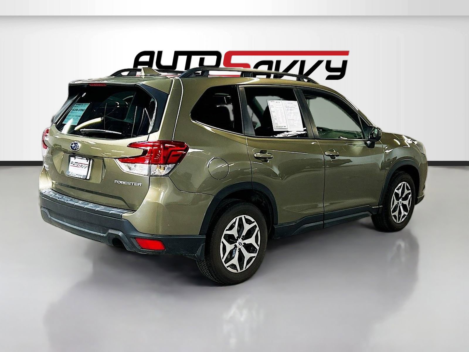 Used 2023 Subaru Forester Premium w/ Popular Package #2 image 7