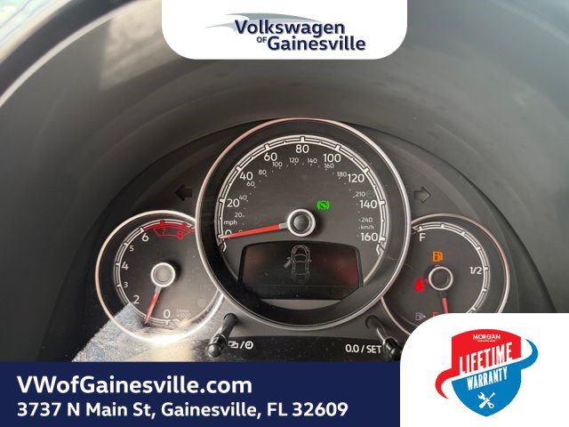 Used 2019 Volkswagen Beetle 2.0T S FWD image 18