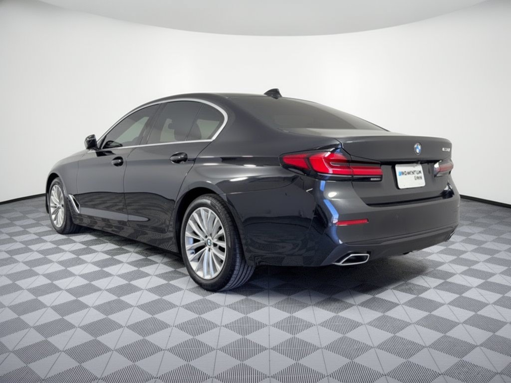 Used 2023 BMW 530i w/ Premium Package RWD image 3