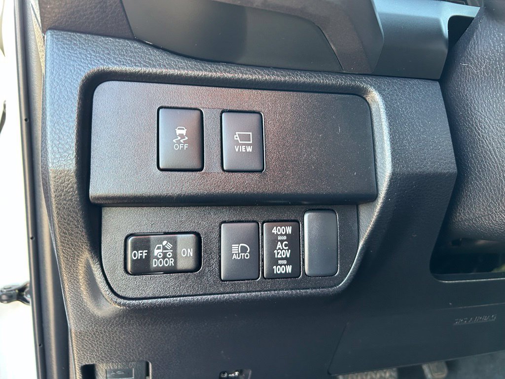 Used 2023 Toyota Tacoma TRD Sport w/ Advanced Technology Package AWD/4WD image 15