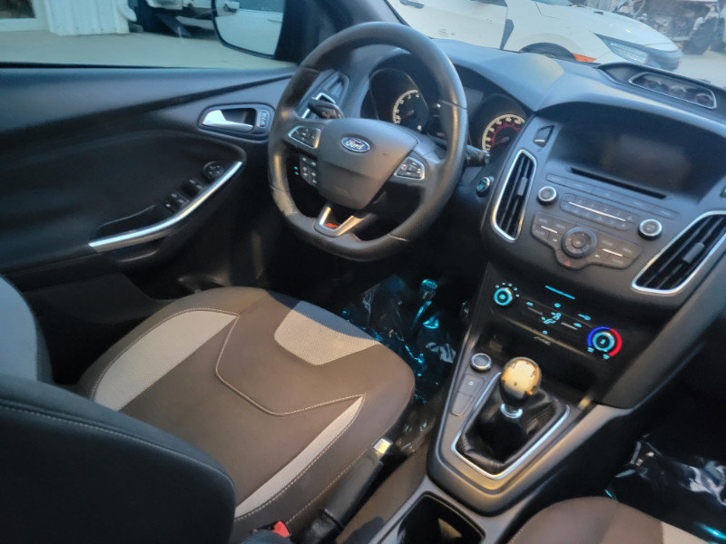 Used 2016 Ford Focus ST image 28