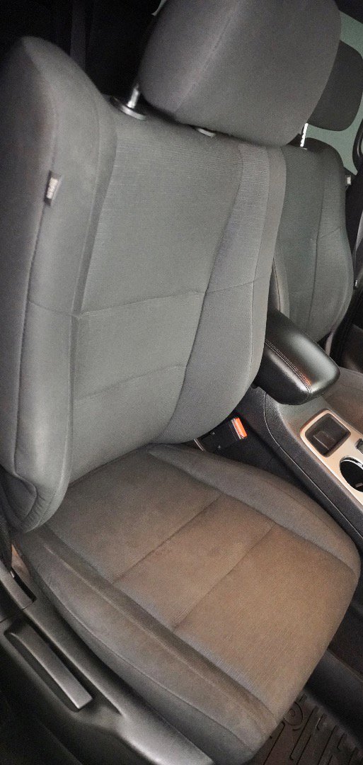 Used 2017 Jeep Grand Cherokee Laredo image 9