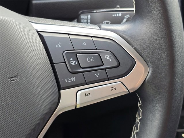 Used 2024 Volkswagen Tiguan SE image 12