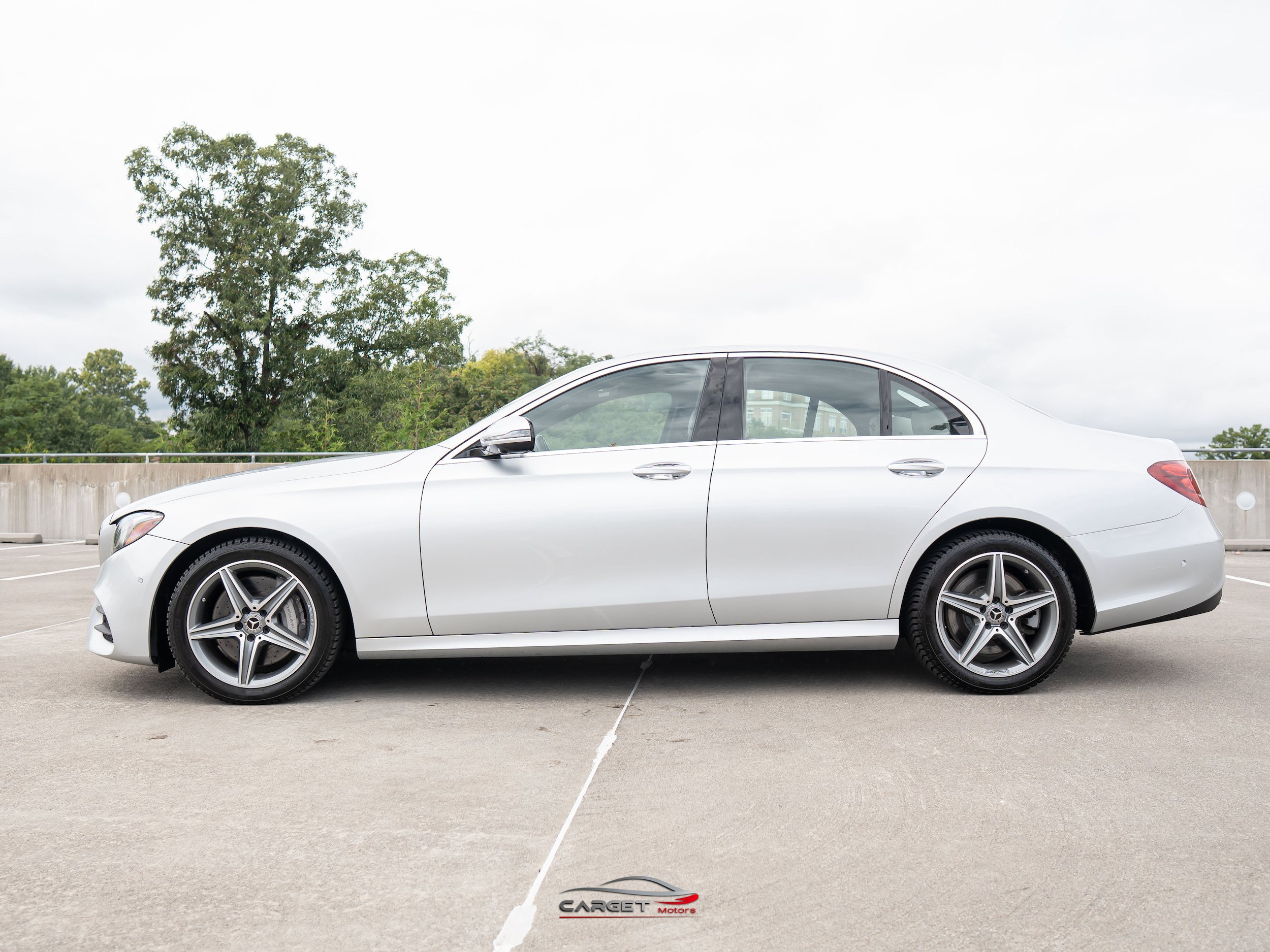Used 2019 Mercedes-Benz E 450 4MATIC Sedan w/ Driver Assistance Package image 4