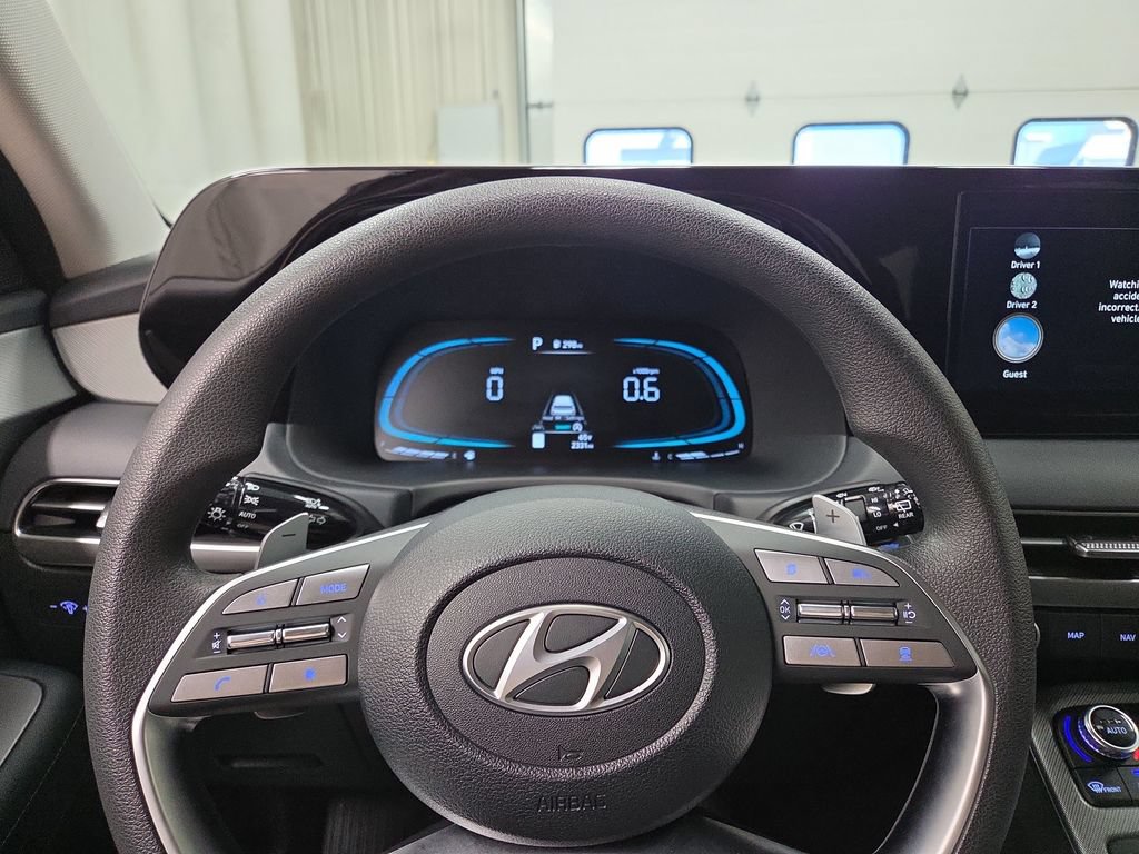 Used 2025 Hyundai Palisade SE AWD/4WD image 22