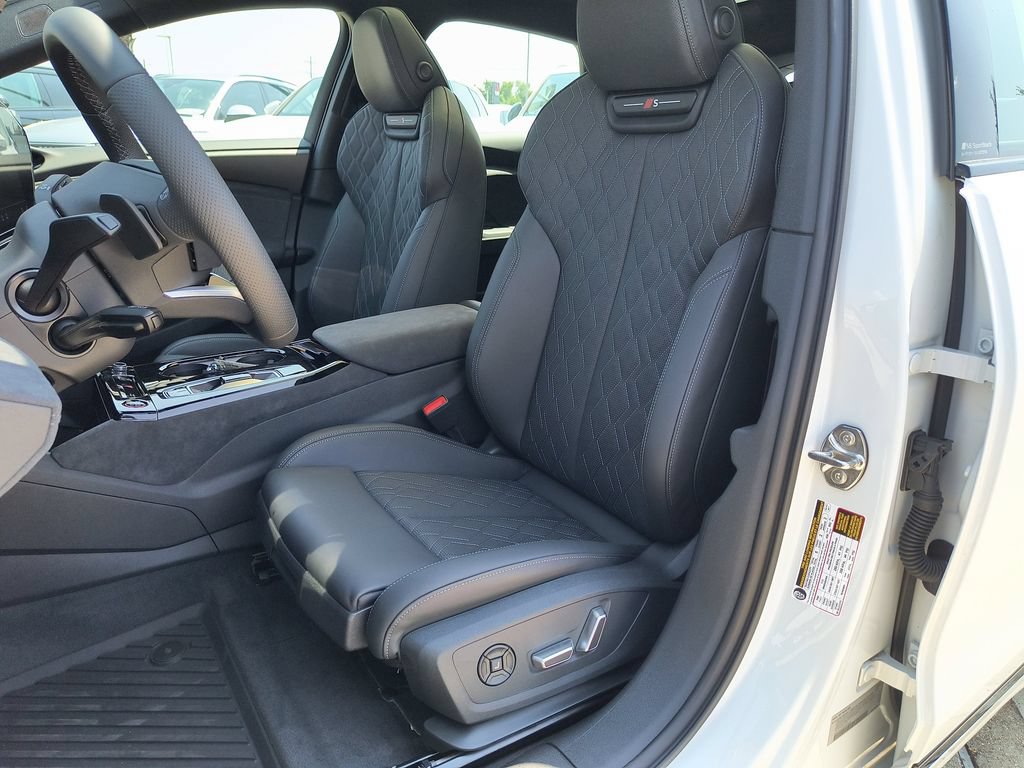 New 2025 Audi S6 e-tron Premium Plus AWD/4WD image 7