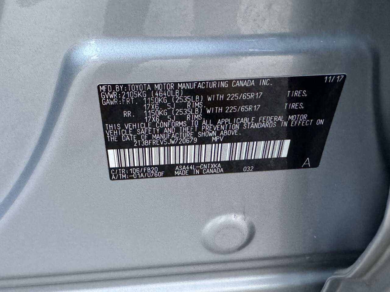 Used 2018 Toyota RAV4 LE w/ All Weather Liner Package image 32