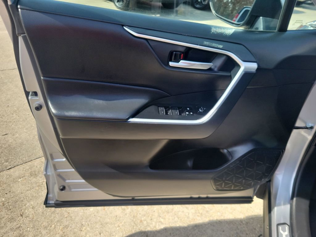 Certified 2023 Toyota RAV4 XLE w/ Convenience Package image 12