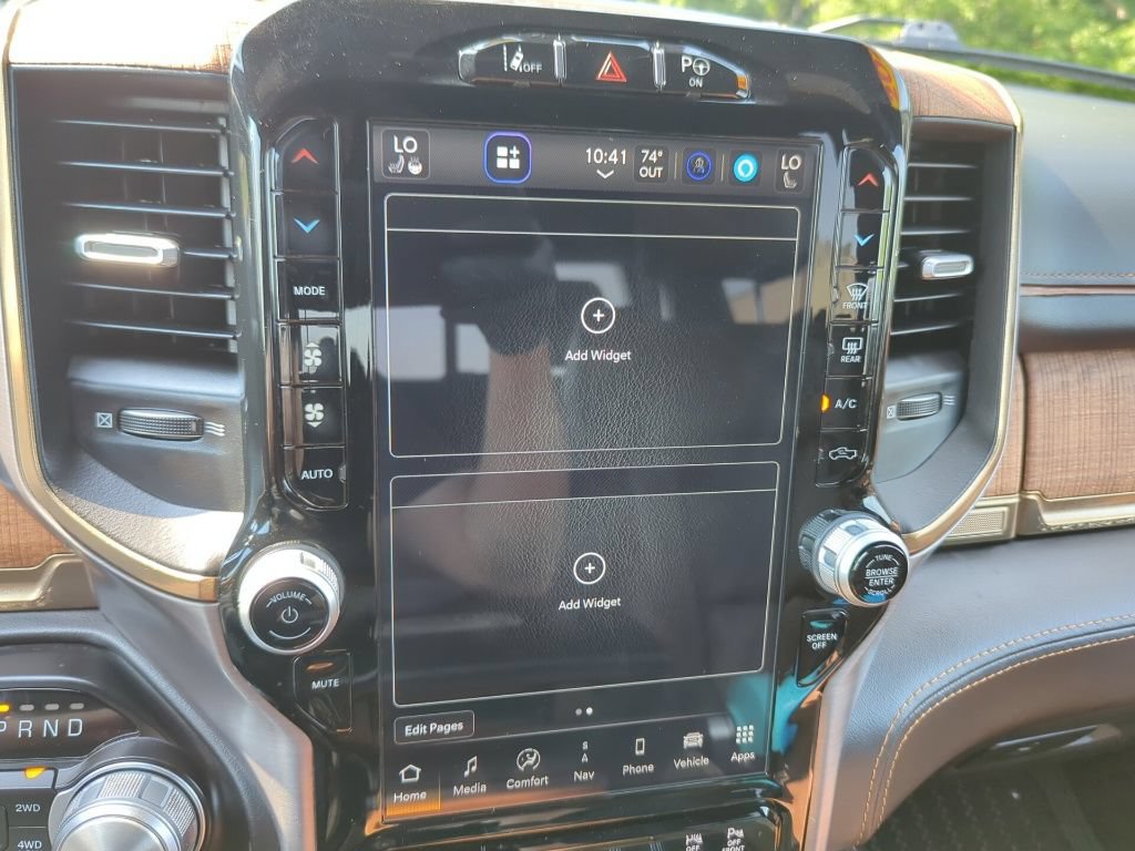 Used 2023 RAM 1500 Limited AWD/4WD image 12