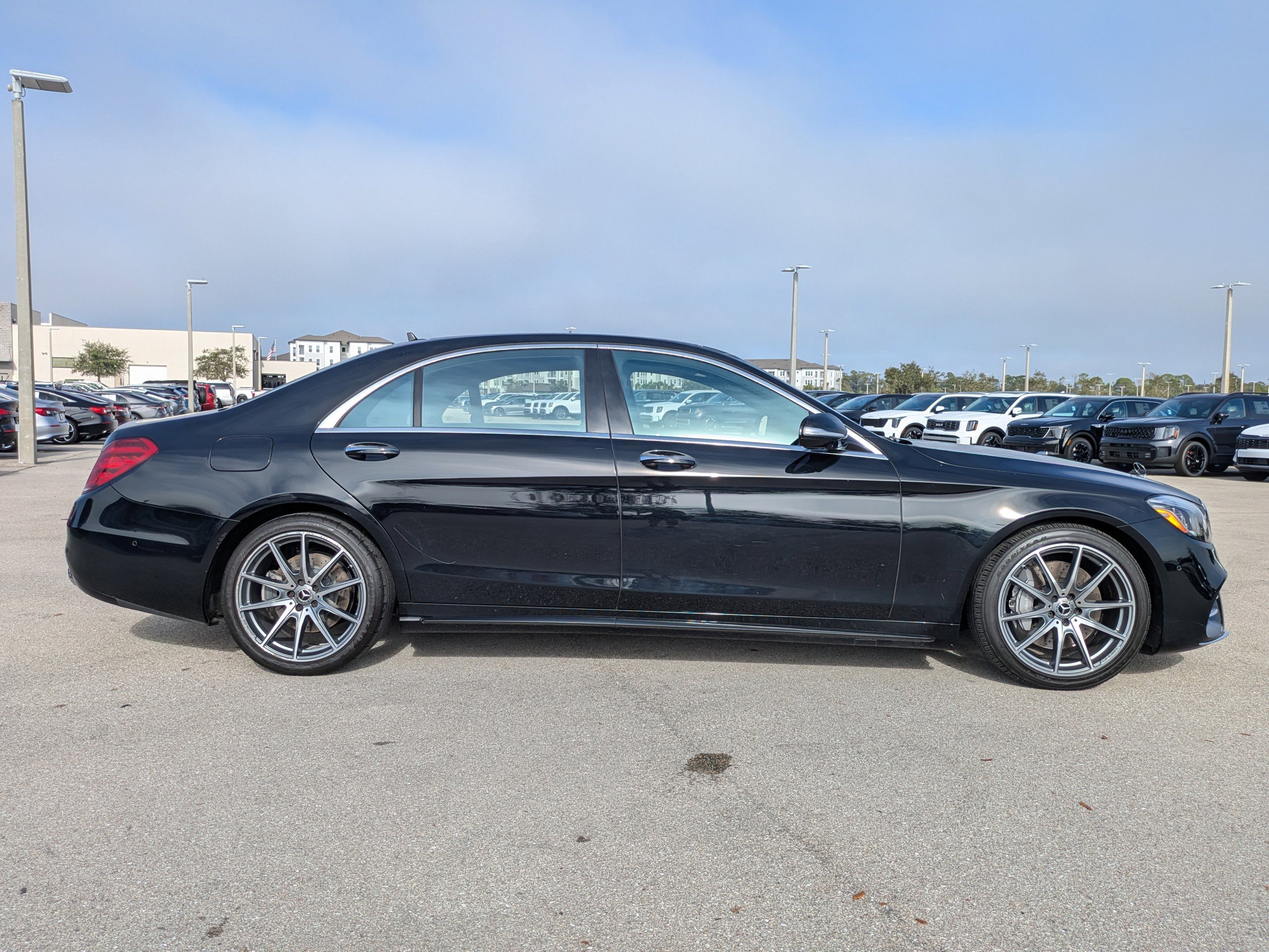 Used 2018 Mercedes-Benz S 450 Sedan image 4