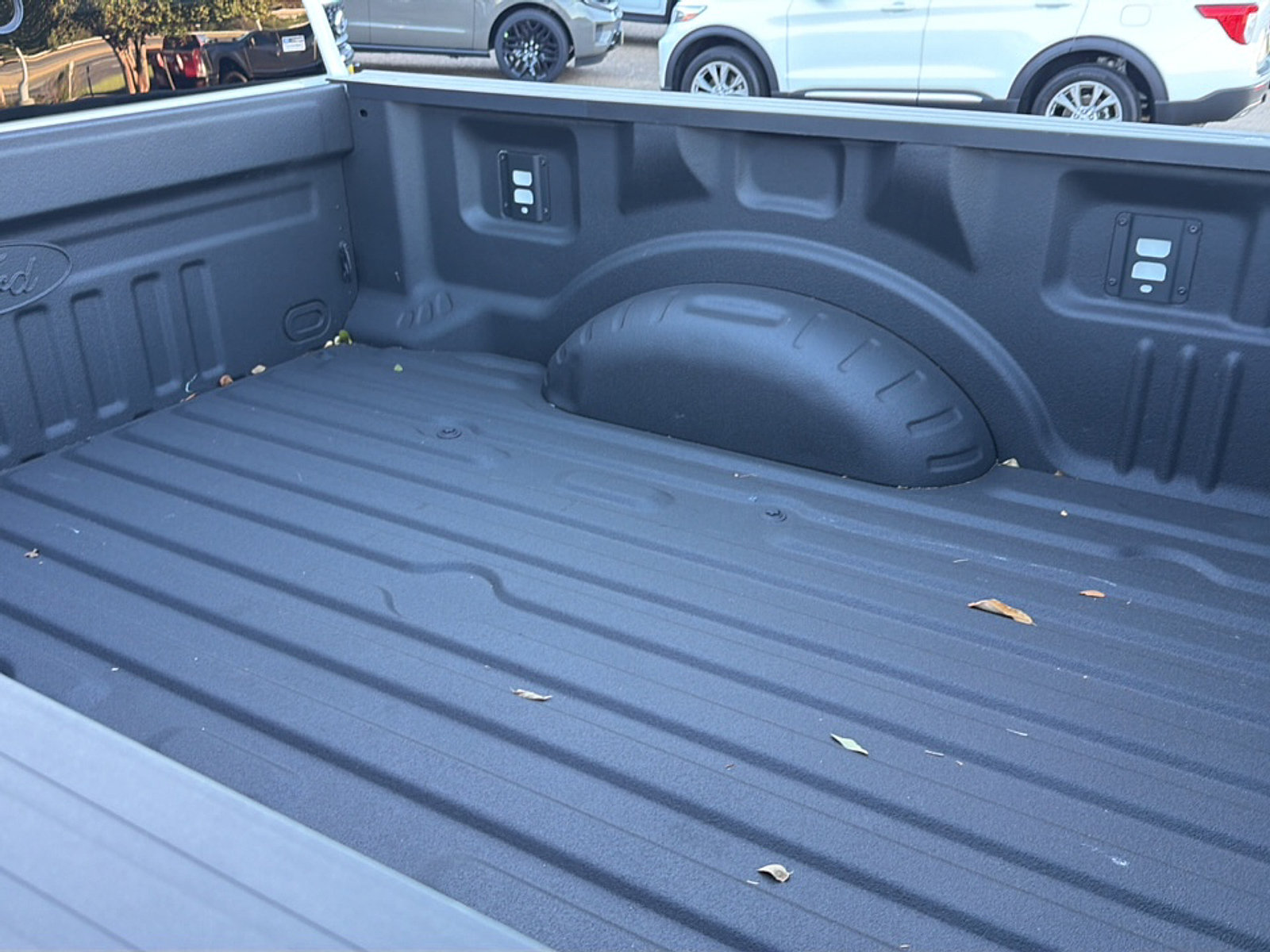 Used 2024 Ford F250 Lariat w/ Lariat Ultimate Package AWD/4WD image 8