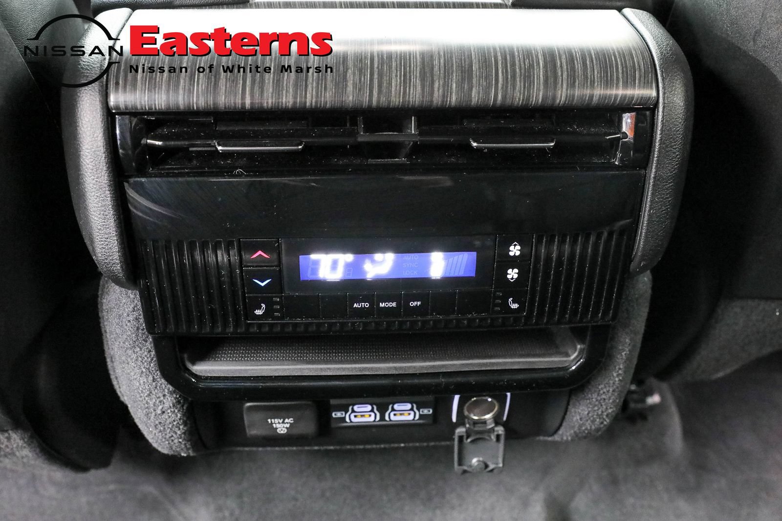 Used 2023 Jeep Wagoneer Series III w/ Preferred Equipment Group RWD image 21