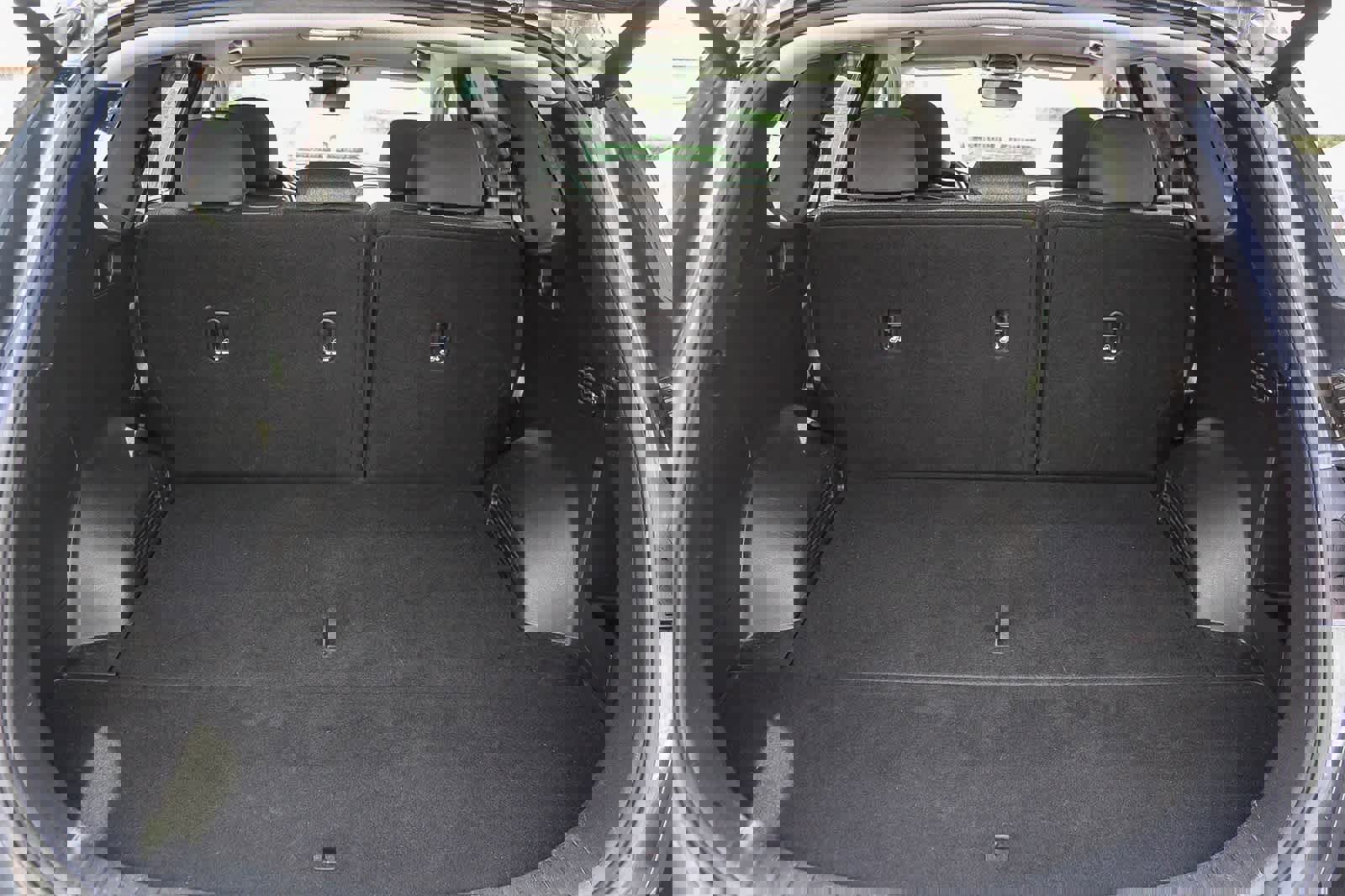 Used 2023 Hyundai Santa Fe SEL image 38