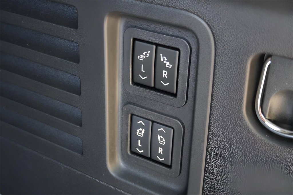 New 2026 Buick Enclave Avenir image 29