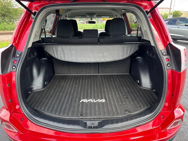 Used 2016 Toyota RAV4 LE AWD/4WD image 22