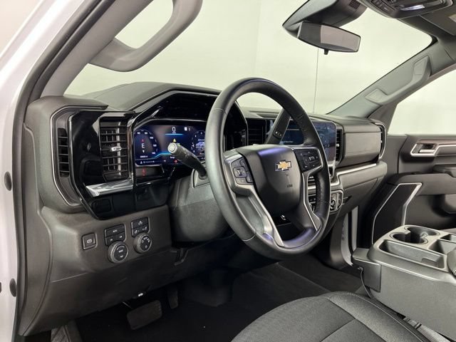 Used 2023 Chevrolet Silverado 1500 LT AWD/4WD image 22