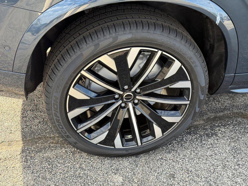 New 2026 Volvo XC90 B6 Plus w/ Protection Package AWD/4WD image 4
